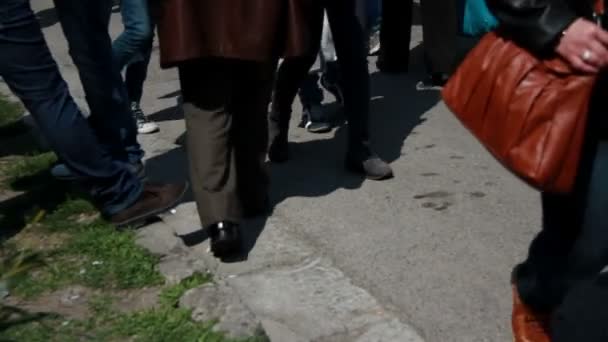 Walking people in the street - Materiaali, video