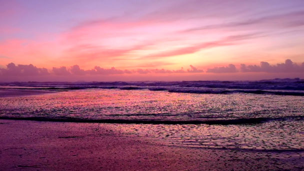 Pôr do sol na praia do Vale Figueiras em Portugal
 - Filmagem, Vídeo