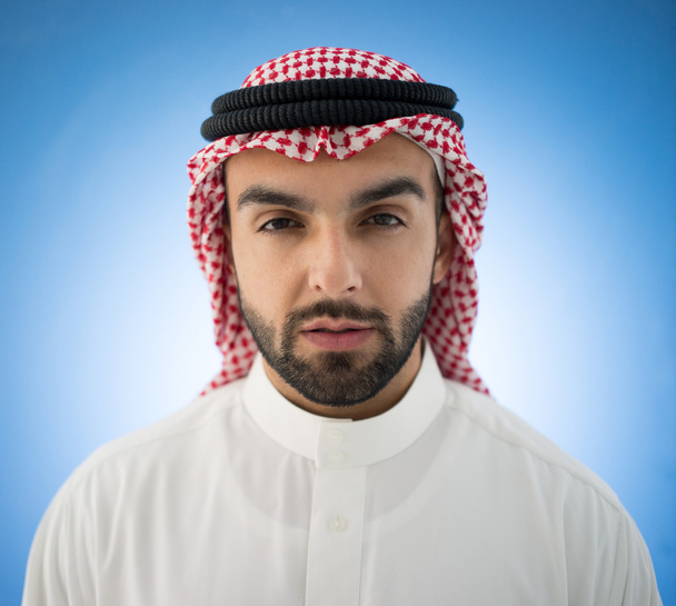 Portrait of attractive Arabian man - Photo, image