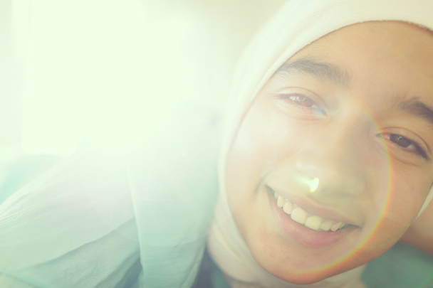 Beautiful muslim girl - Valokuva, kuva