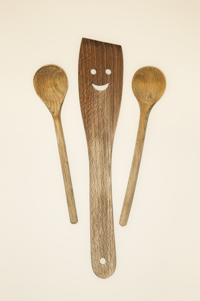 Bir mutfak Kepçeler gülümseme ve spatula - Fotoğraf, Görsel