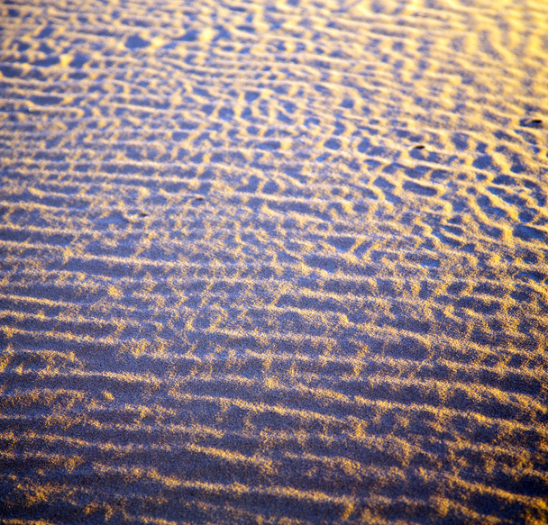 Африка коричнева піщана дюна в пустелі Сахара
 - Фото, зображення