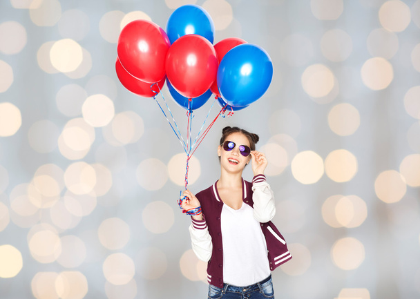 happy teenage girl with helium balloons - Zdjęcie, obraz