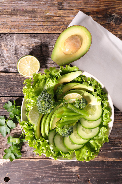 green salad with avocado - 写真・画像