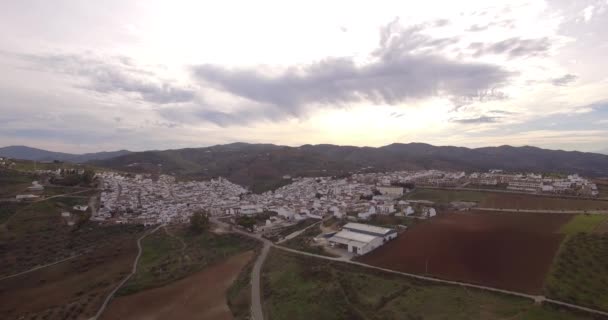 4k anteny, Lot nad polami Colmenar, Andaluzja, Południowa Hiszpania - Materiał filmowy, wideo