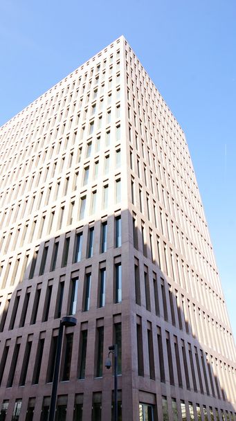 Здание города правосудия
 - Фото, изображение