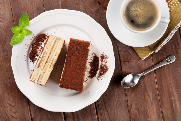 Десерт и кофе тирамису
 - Фото, изображение