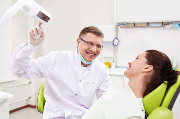 Пацієнт стоматолога
 - Фото, зображення