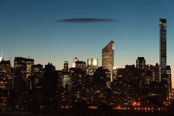 Ciudad de Nueva York Midtown Manhattan paisaje urbano al atardecer
 - Foto, imagen