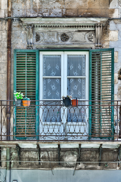 Вікно в Палермо
 - Фото, зображення