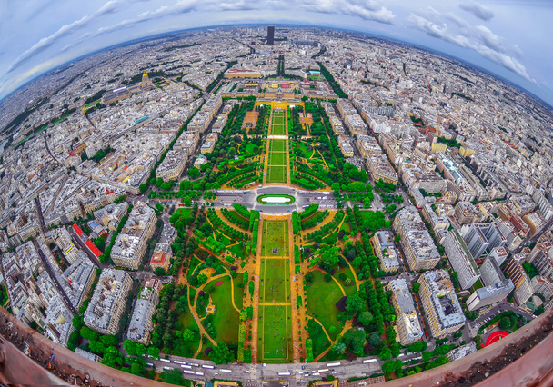 ptaka miasta Paryż, Francja, sfotografowany z wieży Eiffla - Zdjęcie, obraz