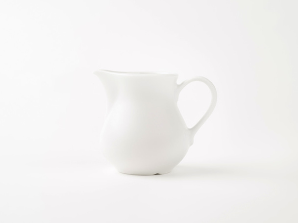 Pot de lait blanc
 - Photo, image