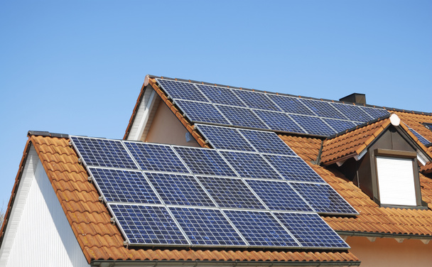 Fotovoltaik sistem çatı - Fotoğraf, Görsel