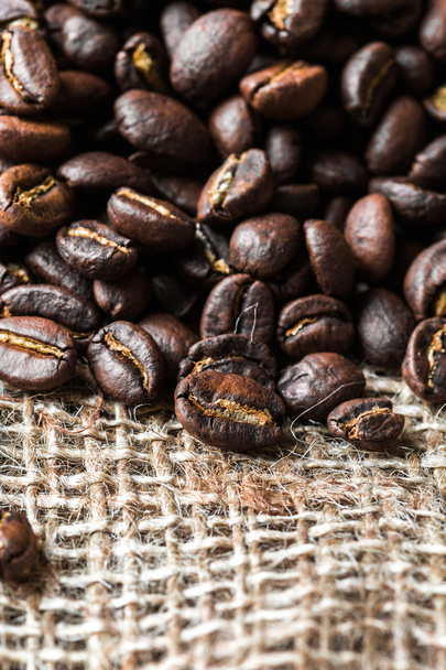 Fresh coffee beans - Foto, Imagen