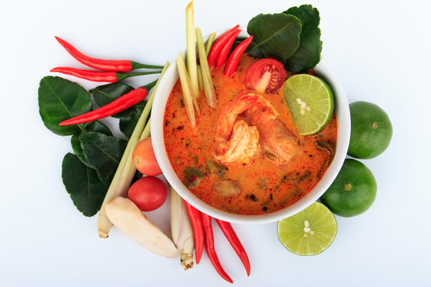 Thajské krevety polévka s trávou (Tom Yum Goong) - Fotografie, Obrázek