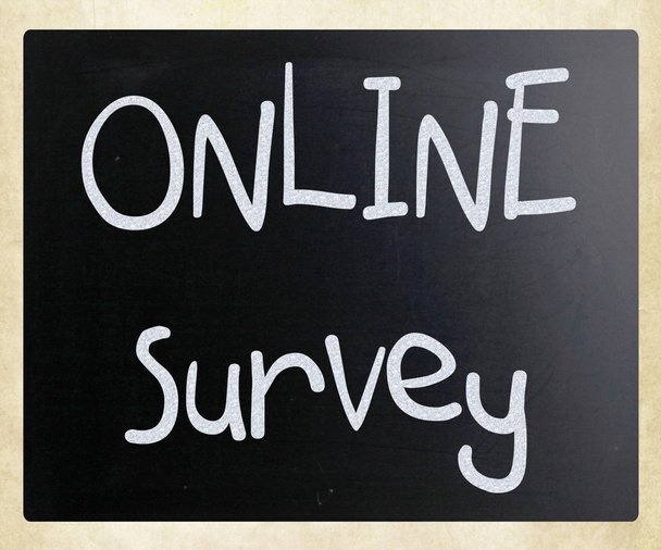 "sondaggio online "scritto a mano con gesso bianco su lavagna
 - Foto, immagini