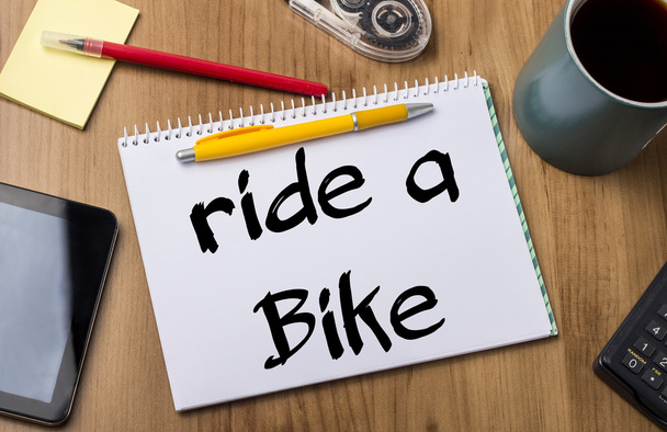 Їздити на велосипеді Зауваження Pad з текстом
 - Фото, зображення