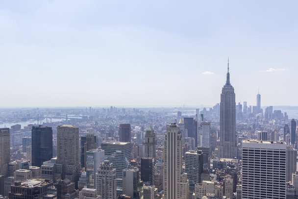 Skyline of Manhattan with office buildings, New York City, USA - Фото, зображення