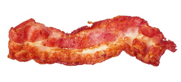 Vařené slanina pás detail izolovaných na bílém pozadí. - Fotografie, Obrázek