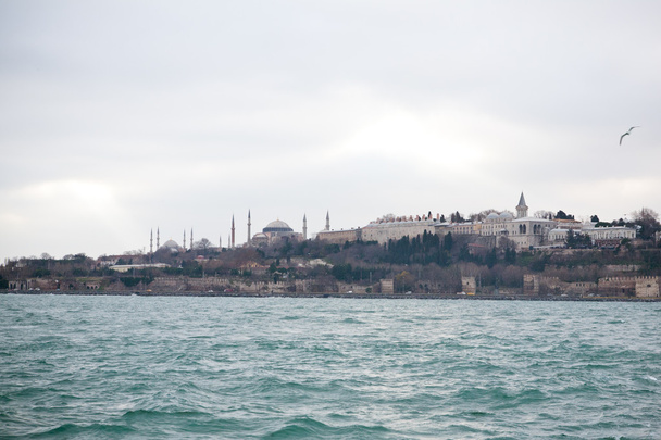 Widok na europejskiej części Istanbul, Pałacu Topkapi i meczetu Hagia Sophia - Zdjęcie, obraz