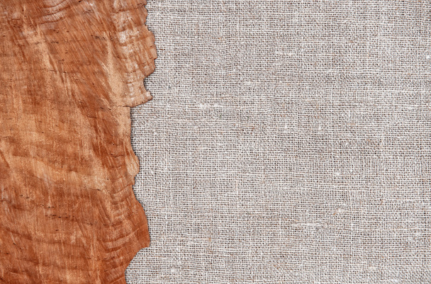 Grunge arka plan ile eski ahşap üzerine çuval bezi  - Fotoğraf, Görsel