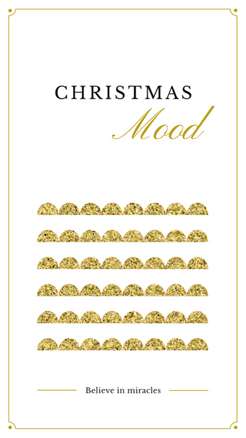 Plantilla de diseño de Christmas card with shiny glitter Instagram Story 