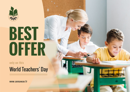 Platilla de diseño World Teachers' Day Sale Kids in Classroom with Teacher Card