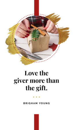 Platilla de diseño Woman with Christmas gift and Quote Instagram Story