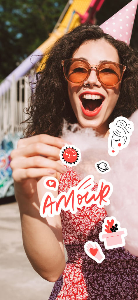 Plantilla de diseño de Happy young Girl in Sunglasses Snapchat Moment Filter 