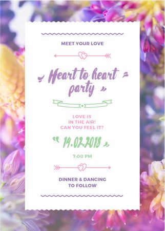 Party Invitation Purple Flowers Invitation Modelo de Design