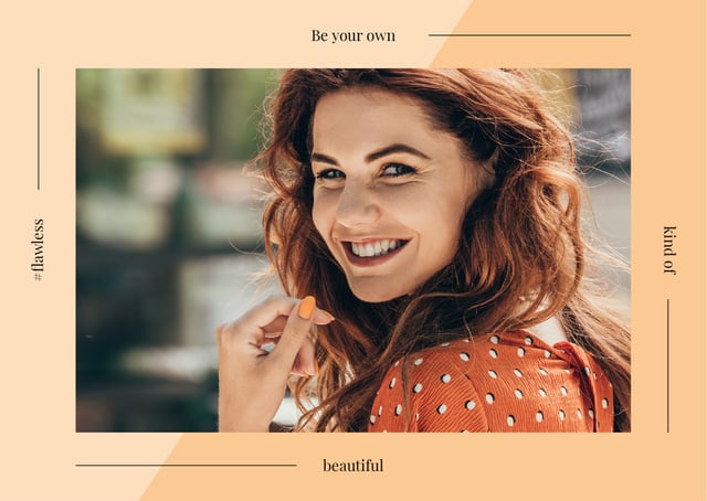 Template di design Young smiling woman Postcard