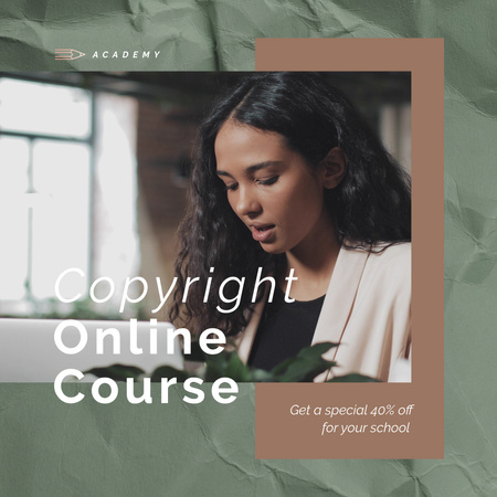 Plantilla de diseño de Online Courses Ad with Woman Typing on Laptop Animated Post 