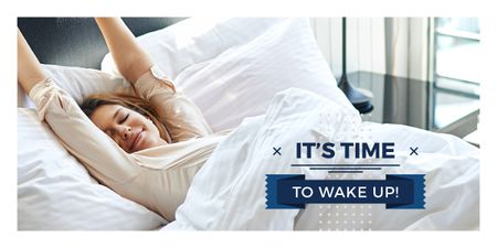 nő a reggeli ágyban Image tervezősablon