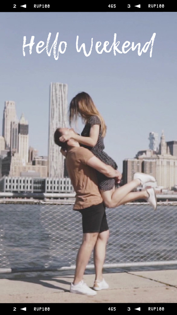 Modèle de visuel Lovers in front of city view - TikTok Video
