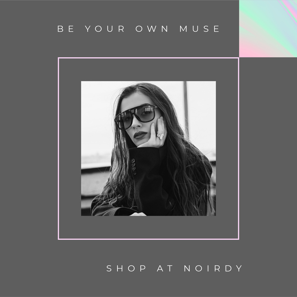 Fashion Store ad Stylish woman wearing Sunglasses Instagramデザインテンプレート