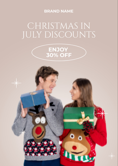 July Christmas Discount Announcement with Young Couple Flyer A6 Modelo de Design