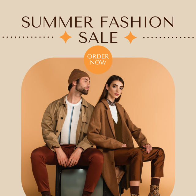 Summer Fashion Sale Announcement with Couple in Brown Outfit Instagramデザインテンプレート