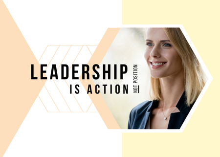 Template di design Fantastico concetto di leadership con donna sicura e citazione Postcard 5x7in