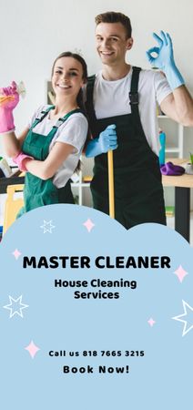 Cleaning Service Ad with Smiling Team Flyer DIN Large Πρότυπο σχεδίασης