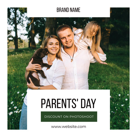 Designvorlage Elterntagsverkauf mit Familie, die Spaß im Freien hat für Instagram