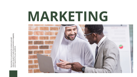Ontwerpsjabloon van Presentation Wide van Marketingstrategievoorstel met zakenlieden