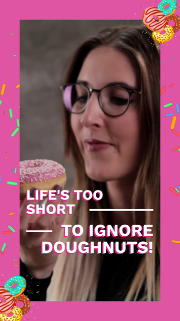 Platilla de diseño Delightful Donuts Shop Special with Catchphrase TikTok Video