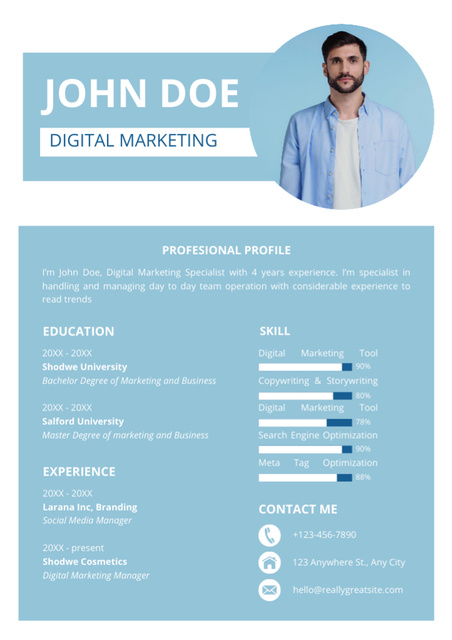 Ontwerpsjabloon van Resume van Digital Marketing Skills and Experience with a Man on Blue
