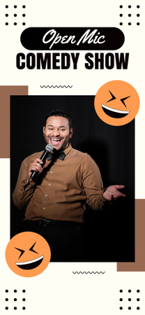 Designvorlage Comedy-Show-Promo mit lächelndem Mann auf der Bühne für Snapchat Geofilter