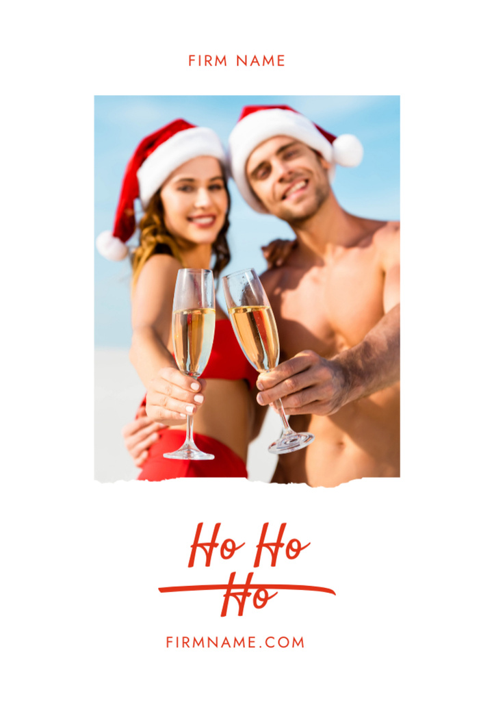 Young Couple in Santa Claus Hats Showing Glasses of Champagne Postcard A5 Vertical tervezősablon