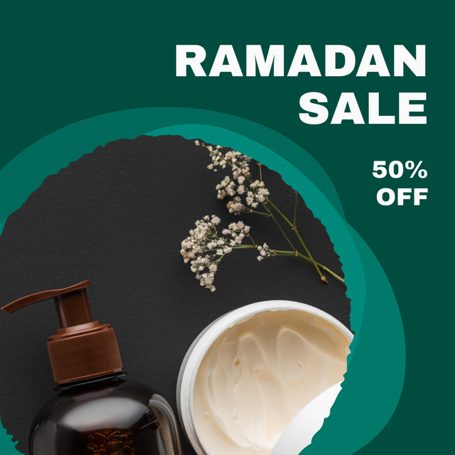 Platilla de diseño Natural Lotion At Discounted Rates Due To Ramadan Month Instagram