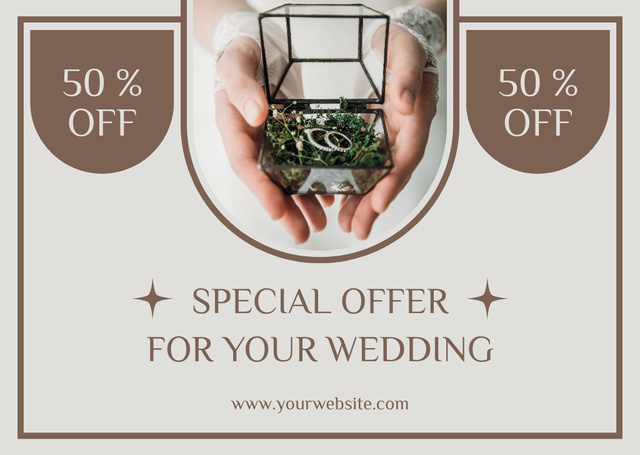 Jewelry Offer with Wedding Rings in Decorative Glass Box Card Modelo de Design