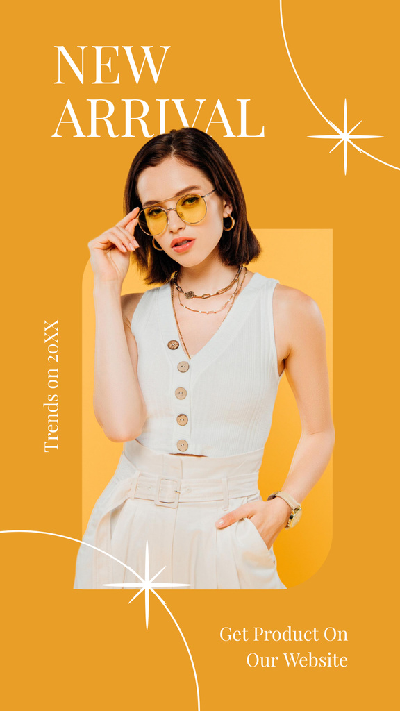 Woman in Stylish Costume and Sunglasses Instagram Storyデザインテンプレート