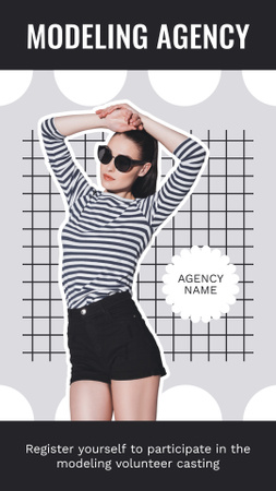 Plantilla de diseño de Anuncio de agencia de modelos con mujer vestida a rayas Instagram Story 