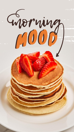 Plantilla de diseño de Yummy Pancakes with Strawberries on Breakfast Instagram Story 